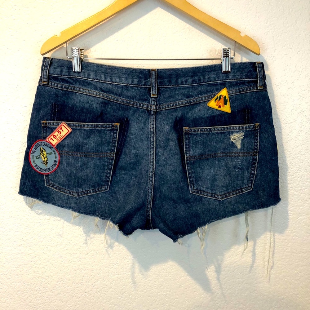 Topshop Blue Distressed Jean Shorts with Patch Details - Picture 2 of 12